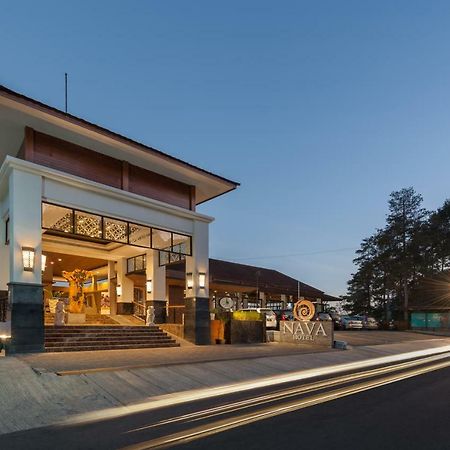 Nava Hotel Tawangmangu Zewnętrze zdjęcie