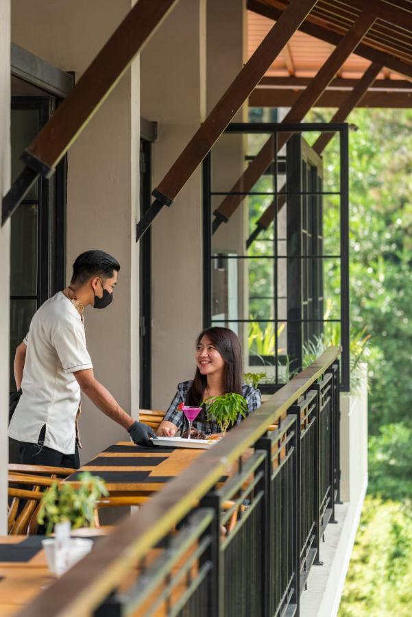 Nava Hotel Tawangmangu Zewnętrze zdjęcie