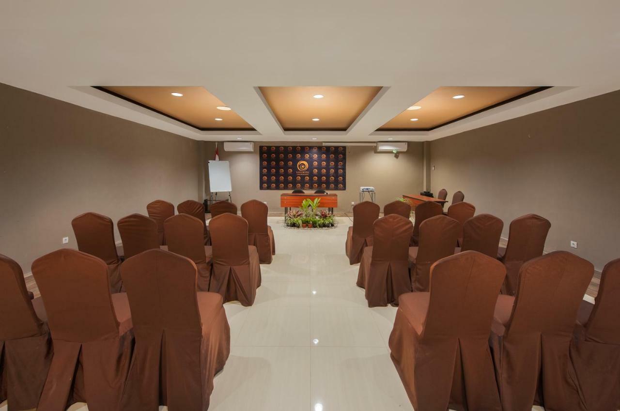 Nava Hotel Tawangmangu Zewnętrze zdjęcie
